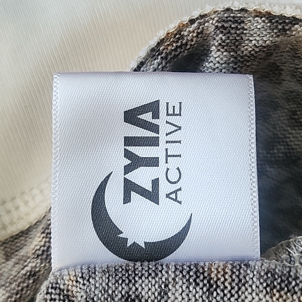 (M) ZYIA Active Leopard Print Crew Neck Sweater - Picture 8 of 9